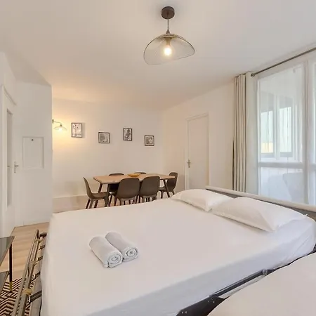 For 6 People Apartment